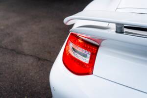 Bild 11/52 von Porsche 911 Turbo (2010)