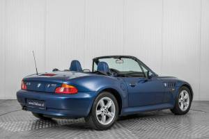 Image 2/50 of BMW Z3 2.0 (2000)
