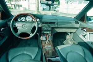 Image 20/30 of Mercedes-Benz SL 600 6.0 AMG (1996)