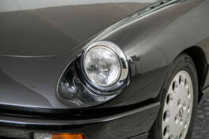 Bild 22/50 von Alfa Romeo 2.0 Spider (1991)