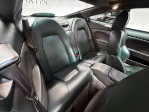 Image 28/43 of Aston Martin V12 Vanquish (2003)