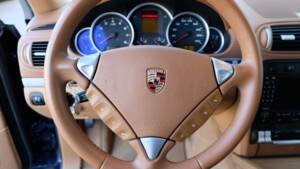 Immagine 34/70 di Porsche Cayenne S (2007)