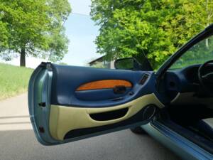 Bild 9/31 von Aston Martin DB 7 Vantage Volante (2001)