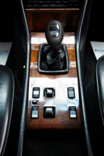 Image 20/33 of Mercedes-Benz 300 CE-24 (1992)