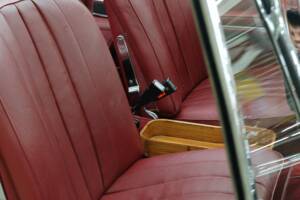Image 46/50 of Mercedes-Benz 220 SE b (1963)