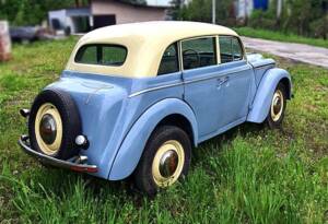 Bild 3/13 von Moskvich M 401 (1956)