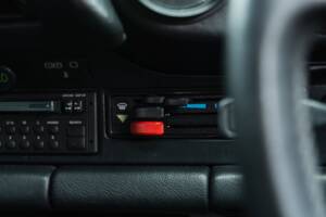 Image 35/67 of Porsche 911 Turbo 3.3 (1987)