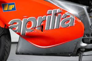 Image 26/50 of Aprilia RS 125 (1999)