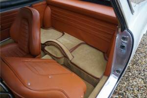 Image 31/50 of Lancia Flaminia GT 2.5 3C Touring (1964)