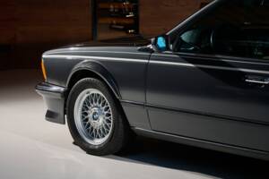 Bild 10/40 von BMW M 635 CSi (1984)