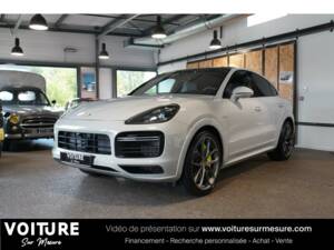 Image 1/25 of Porsche Cayenne Turbo GT (2019)