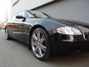 Bild 17/95 von Maserati Quattroporte 4.2 (2009)