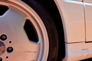 Image 17/171 of Mercedes-Benz SL 600 (1996)
