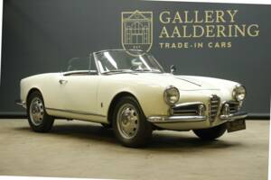 Bild 34/50 von Alfa Romeo Giulietta Spider (1957)
