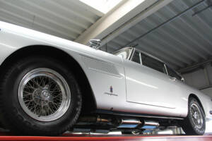 Immagine 9/50 di Ferrari 250 GT 2+2 (1964)