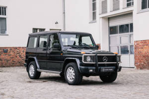 Bild 2/75 von Mercedes-Benz 300 GE (lang) (1990)