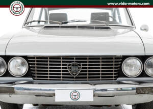 Image 4/16 de Lancia Flavia Coupé 2000 (1971)