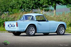 Image 34/43 of Triumph TR 4 (1962)