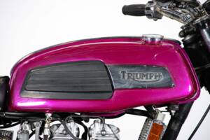 Image 25/50 de Triumph T 150 V Trident (1974)