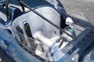 Image 17/50 of Lister Knobbly (1958)