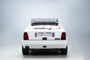 Afbeelding 7/38 van Lancia Delta HF Integrale Evoluzione I (1991)