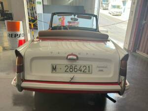 Obraz 5/8 pojazdu Triumph Herald 1200 (1961)