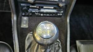 Image 19/31 of Porsche 924 Turbo (1981)