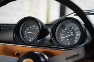 Image 41/83 of Alfa Romeo 1750 Berlina (1970)