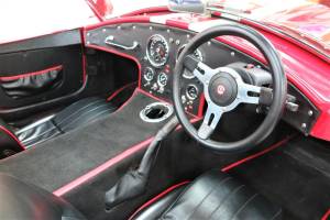 Image 7/12 of Dax Cobra (2002)