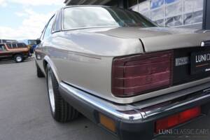 Image 24/61 de Jaguar Sovereign 3.6 (1987)