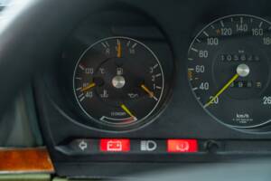 Image 47/50 de Mercedes-Benz 500 SLC (1984)