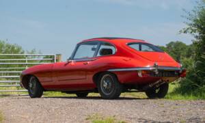 Image 3/50 de Jaguar Type E (2+2) (1969)