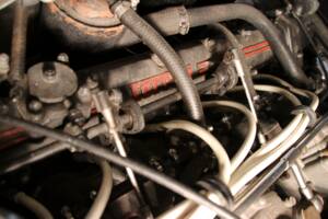 Immagine 13/34 di Ferrari 400 GT/4 2+2 (1977)