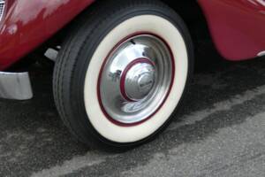Image 9/24 of Auburn Speedster 851 (1935)