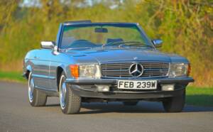 Immagine 3/50 di Mercedes-Benz 380 SL (1980)