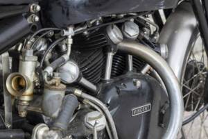 Bild 20/44 von Vincent Black Shadow C (1952)