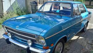 Imagen 3/8 de Opel Kadett 1,1 (1973)