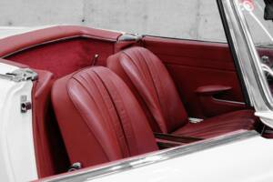 Immagine 29/40 di Mercedes-Benz 230 SL (1966)