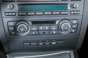 Immagine 29/50 di BMW 120i (2012)