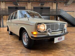 Image 6/35 of Volvo P 145 (1968)