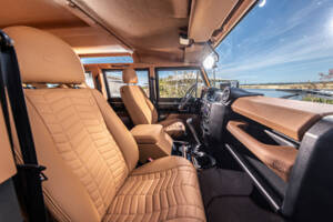 Bild 7/13 von Land Rover Defender 110 (2009)