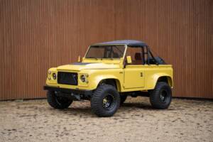Image 1/28 of Land Rover 90 (1988)