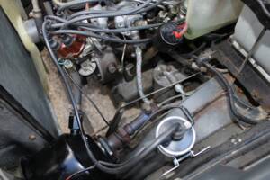Image 17/18 of Mercedes-Benz 220 SE b (1961)