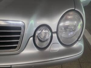 Bild 2/14 von Mercedes-Benz CLK 320 (1999)