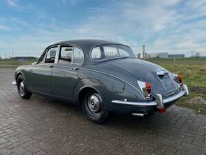 Immagine 13/30 di Jaguar 240 (1968)