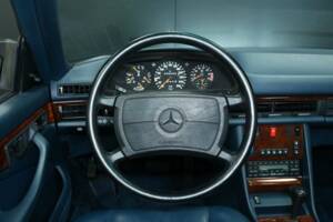 Bild 16/50 von Mercedes-Benz 560 SEC (1988)