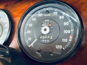 Bild 30/34 von Jaguar Mk II 2.4 (1961)