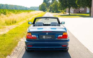 Image 9/31 of BMW 325Ci (2001)