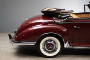 Bild 11/36 von Mercedes-Benz 300 Sc Cabriolet A (1956)