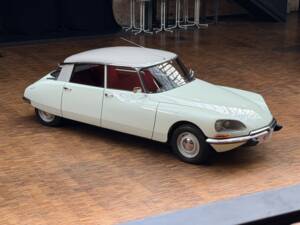 Imagen 10/42 de Citroën ID 19 (1968)